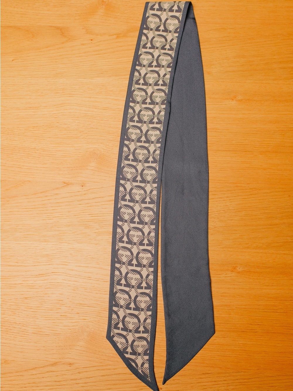 Salvatore Ferragamo Gancini Silk Skinny Scarf Twilly Black Beige